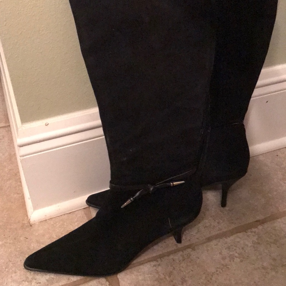 Black Boots